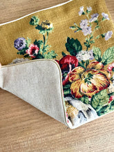 Charger l'image dans la galerie, POCHETTE "OEILLETS"