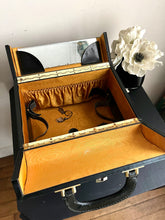 Charger l'image dans la galerie, VANITY VINTAGE "LE TANNEUR"