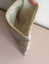 Charger l'image dans la galerie, POCHETTE "ROSES"