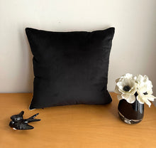 Charger l'image dans la galerie, COUSSIN ANNÉES 50