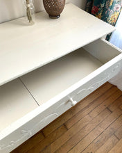 Charger l'image dans la galerie, CONSOLE ANCIENNE