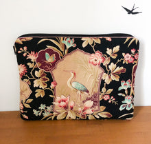 Charger l'image dans la galerie, HOUSSE ORDINATEUR 15 POUCES « GRUES »