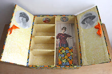 Charger l'image dans la galerie, BOITE ANCIENNE EN TISSU