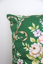 Charger l'image dans la galerie, COUSSIN "BOUQUET"