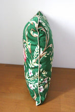 Charger l'image dans la galerie, COUSSIN "BOUQUET"