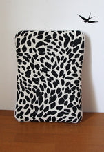 Charger l'image dans la galerie, HOUSSE ORDINATEUR "LÉO"