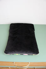 Charger l'image dans la galerie, HOUSSE IPAD EN CANEVAS VINTAGE