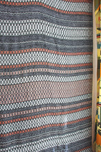 Charger l'image dans la galerie, TAPIS MAROCAIN VINTAGE