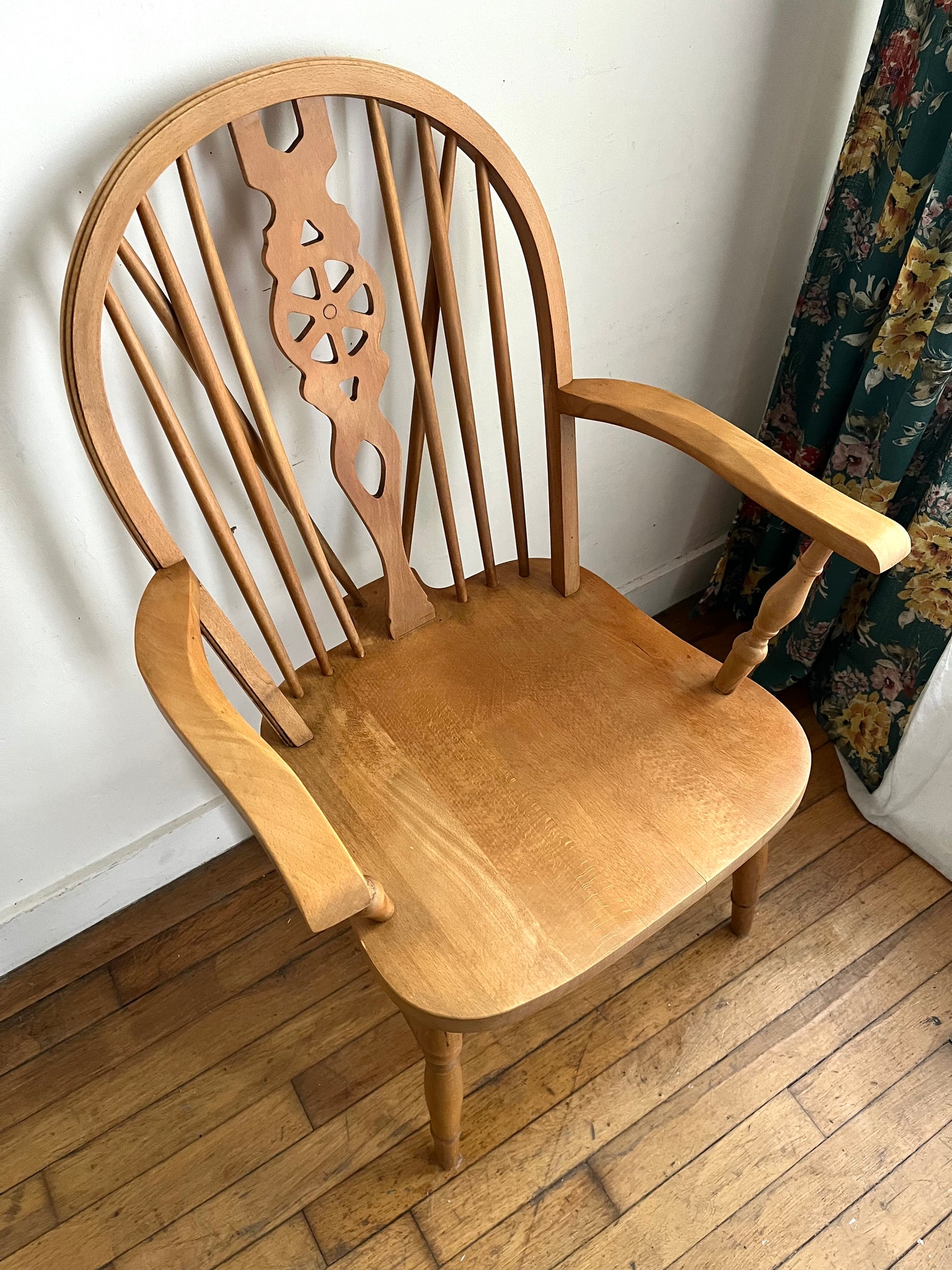 FAUTEUIL "WINDSOR" – Retour de chine FAUTEUIL "WINDSOR" – Retour de chine