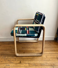 Charger l&#39;image dans la galerie, FAUTEUIL VINTAGE