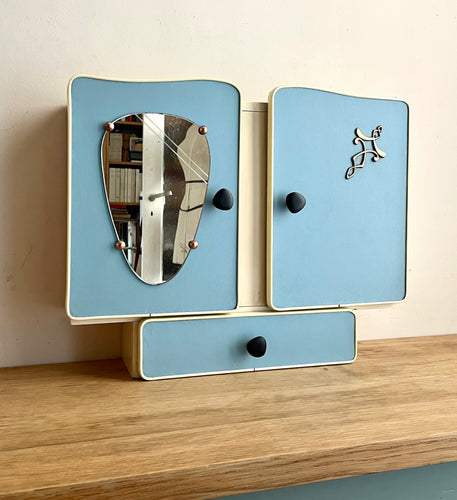 ARMOIRE DE TOILETTE VINTAGE