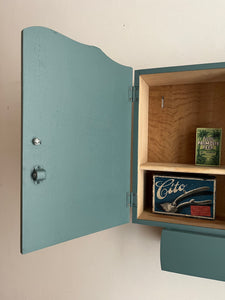 ARMOIRE DE TOILETTE