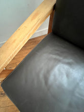 Charger l'image dans la galerie, FAUTEUIL VINTAGE