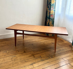 TABLE BASSE DESIGN SCANDINAVE