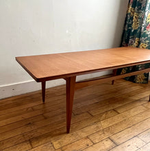 Charger l&#39;image dans la galerie, TABLE BASSE DESIGN SCANDINAVE