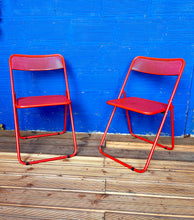 Charger l'image dans la galerie, DUO DE CHAISES PLIANTES EN MÉTAL PERFORÉ