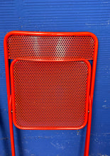 Charger l'image dans la galerie, DUO DE CHAISES PLIANTES EN MÉTAL PERFORÉ