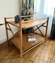 Charger l&#39;image dans la galerie, DESSERTE PLIANTE ANNÉES 70