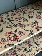 Charger l&#39;image dans la galerie, BONNETIÈRE ART DÉCO