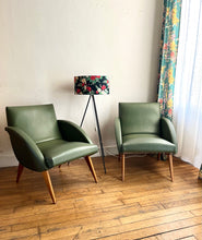 Charger l'image dans la galerie, FAUTEUILS EN SKAÏ ANNÉES 50