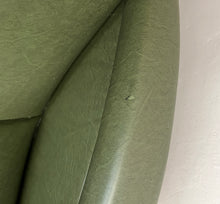 Charger l'image dans la galerie, FAUTEUILS EN SKAÏ ANNÉES 50