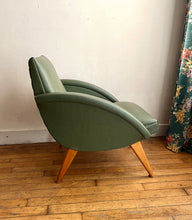 Charger l'image dans la galerie, FAUTEUILS EN SKAÏ ANNÉES 50