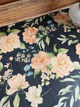 Charger l'image dans la galerie, COIFFEUSE ANCIENNE