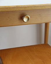 Charger l&#39;image dans la galerie, TABLE DE REPAS BOIS ET FORMICA